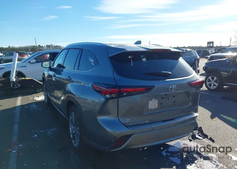 2025 Toyota Highlander Hybrid Limited 25Th Edition from USA, damaged, VIN 5TDKBRCH8SS659906